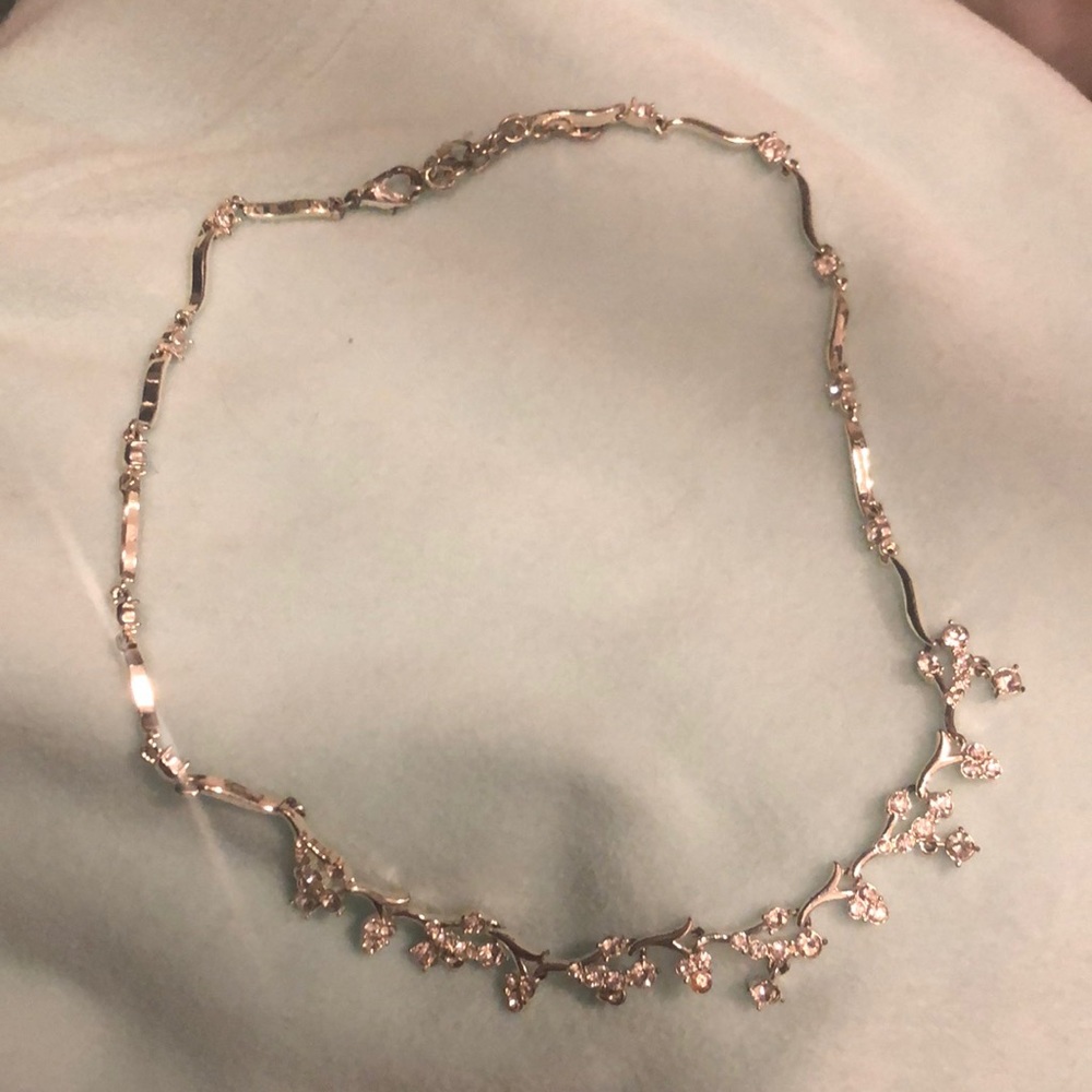 Shiny crystal necklace